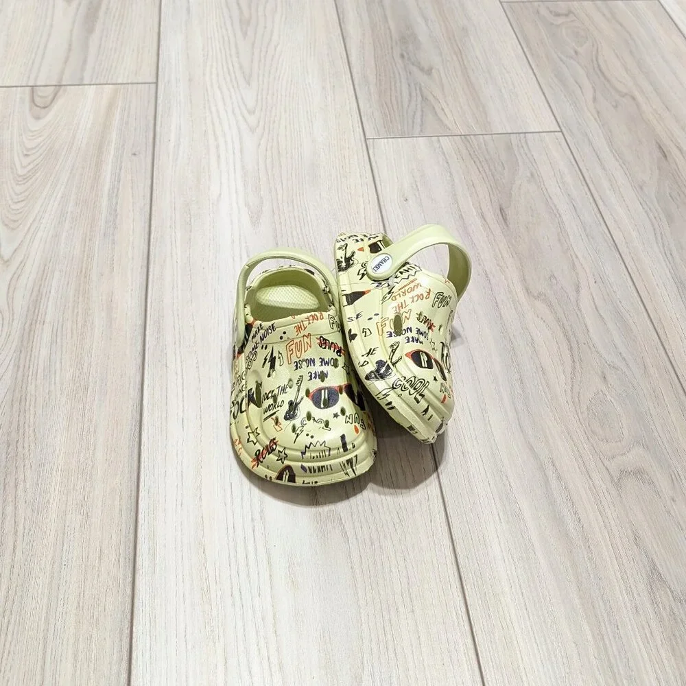 Unisex Cool slip-on clogs sizes 2yrs to 8yrs, waterproof colorful and cute